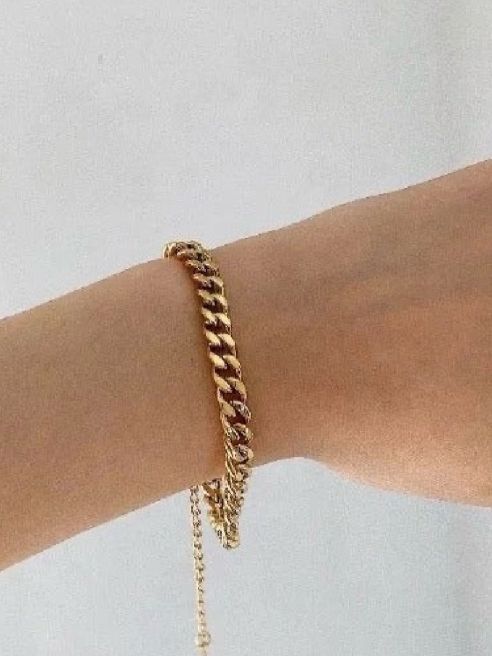 Gold Chain Link Bracelet - Women Jewelry